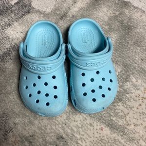Toddler Crocs size C 8
